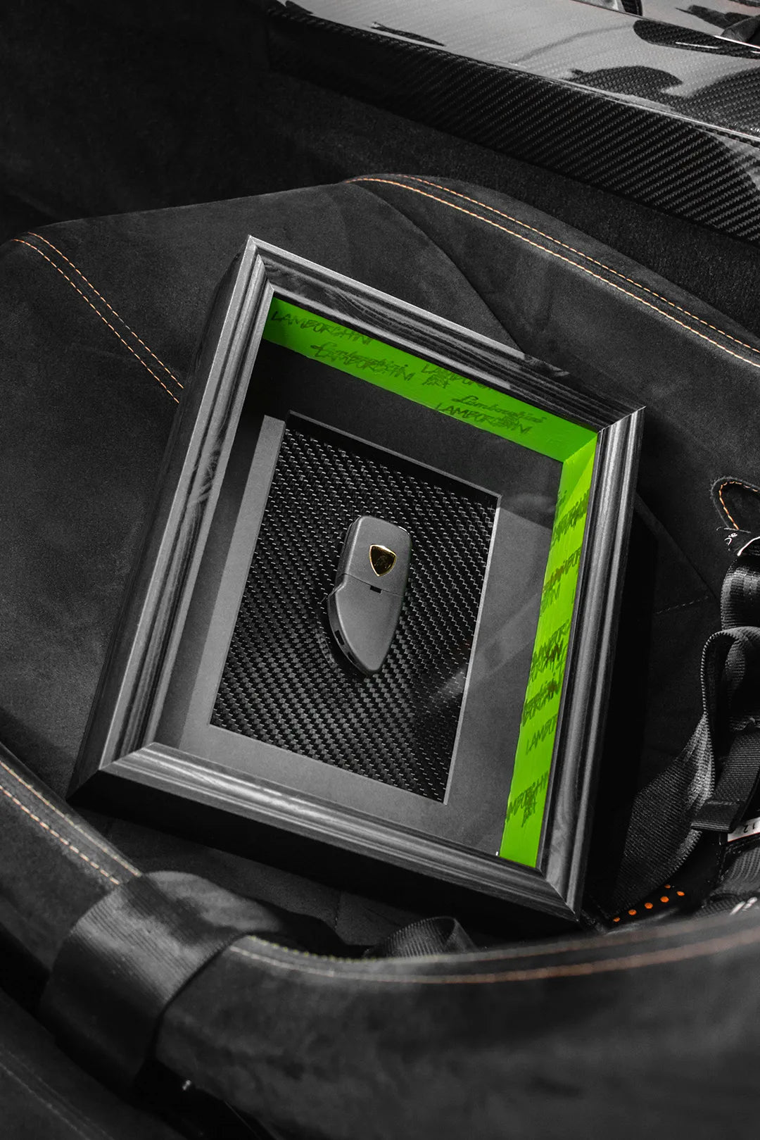 Décoration clé Lamborghini Gallardo encadré