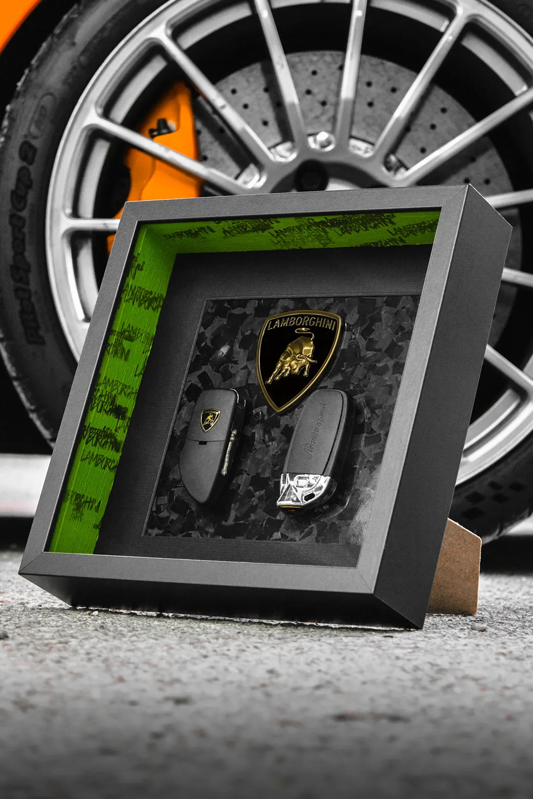 Décoration Lamborghini clé encadré