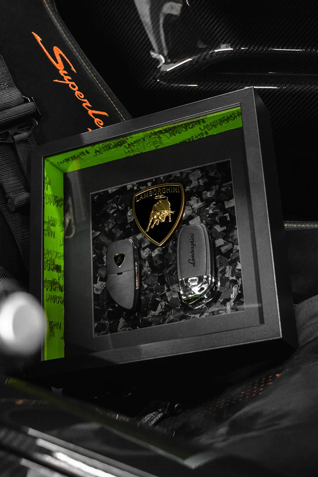Décoration Lamborghini clé - Tableau fibre de carbone
