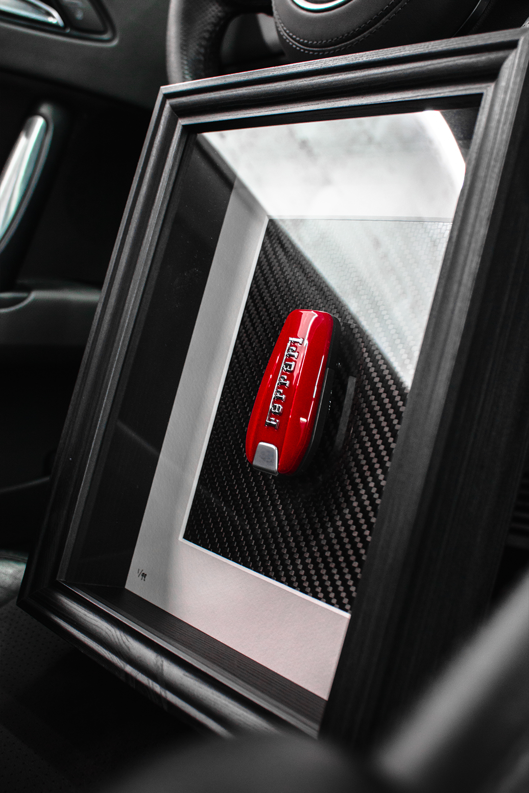 Tableau Ferrari 488 GTB Clé encadrée